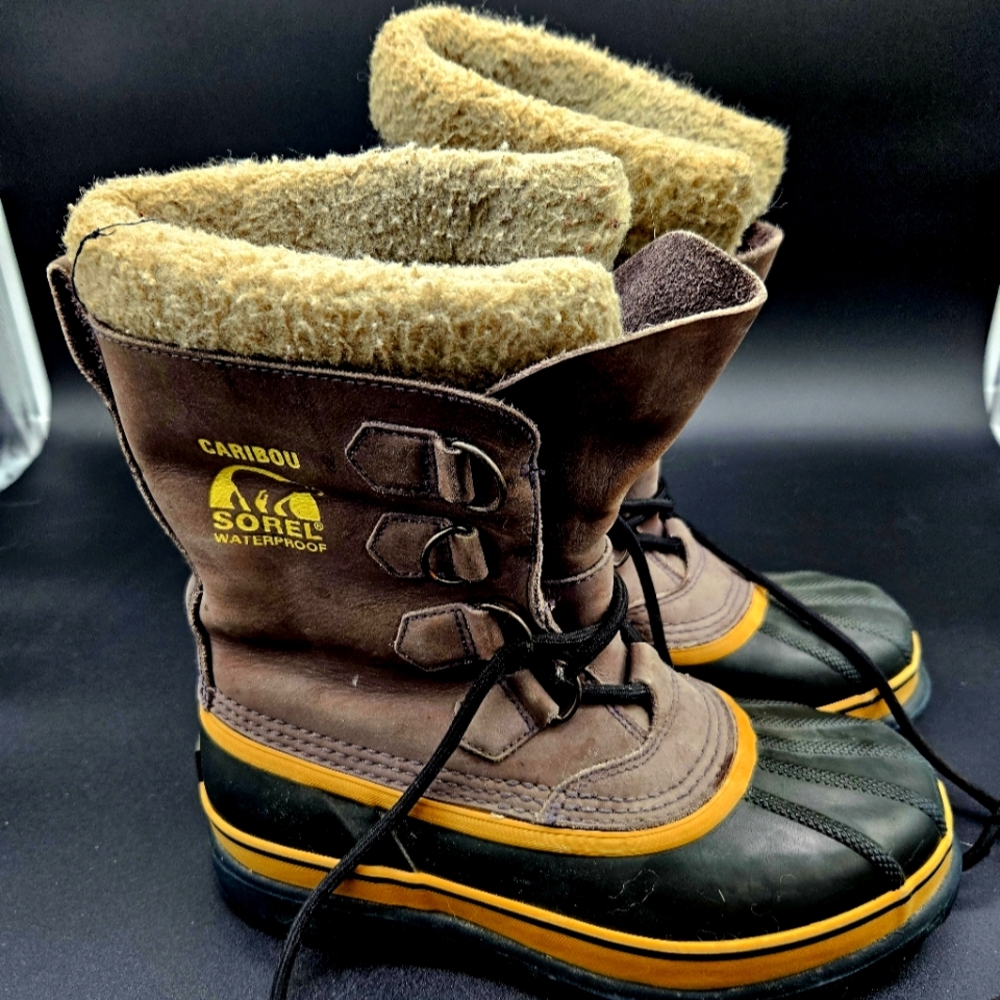Sorel mens Caribou boots sz 8